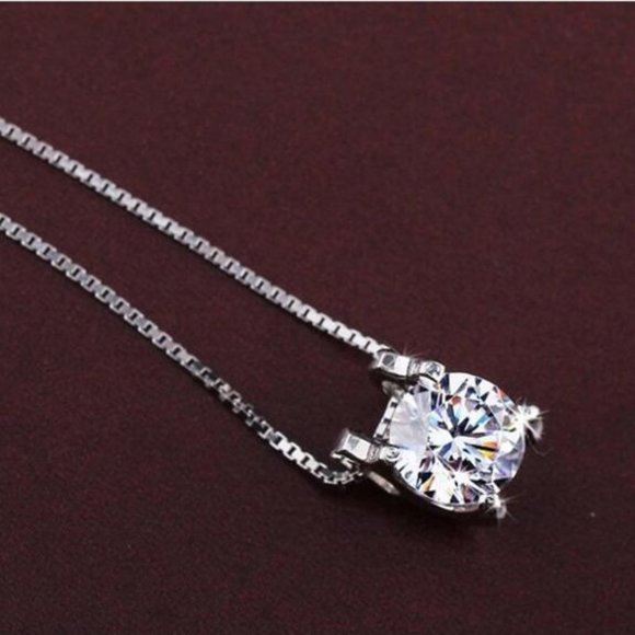925 Sterling Silver Solitaire Diamond Necklace B - Picture 2 of 5